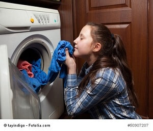 Muffige Wäsche – was tun? – Tipps zur Geruchsbefreiung