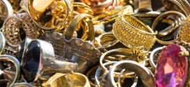 Schmuck - Modeschmuck - Flohmarkt - Schatz - Schatzsuche