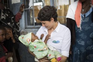 Pampers für UNICEF 2016: Projektreise nach Äthiopien mit Aktionsbotschafterin Jasmin Gerat