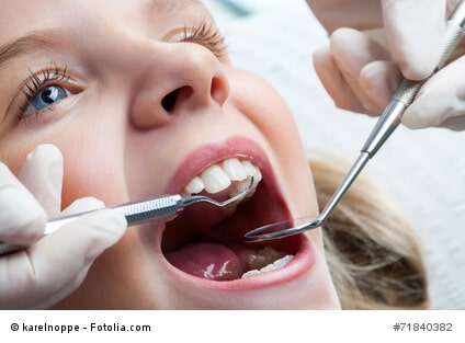 Wenn die Zahnspange nötig wird – moderne Kieferorthopädie für Kinder und Jugendliche