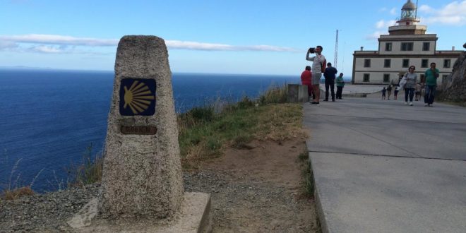 leuchtturm finisterre ende des Jakobsweg